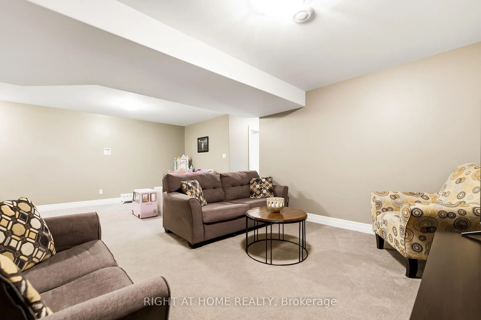 Photo 25 of 61 Aspen Drive, Quinte West, Murray Ward — HOMEH