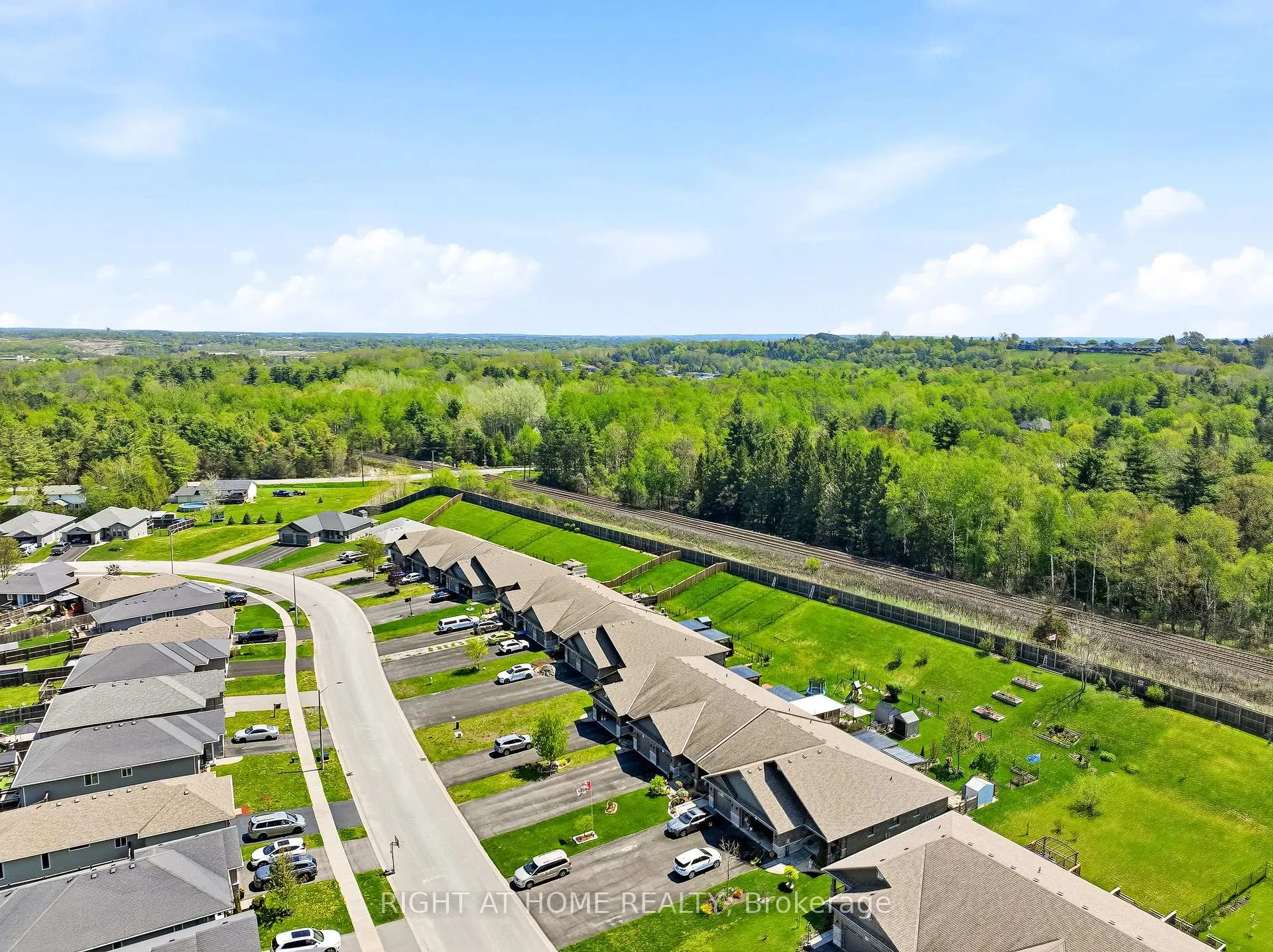 Photo 40 of 61 Aspen Drive, Quinte West, Murray Ward — HOMEH