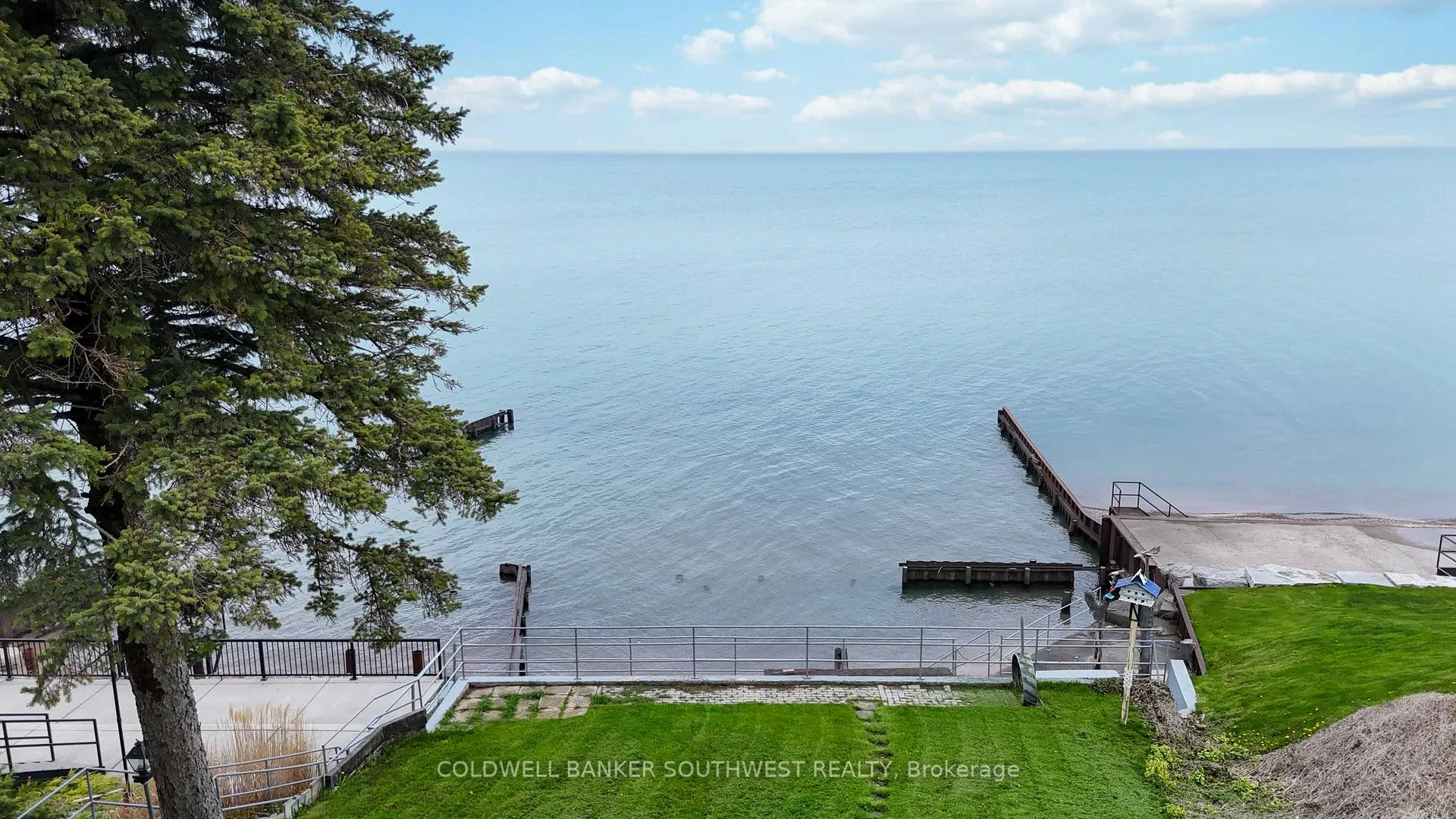 Photo 43 of 2088 Lakeshore Road, Sarnia — HOMEH
