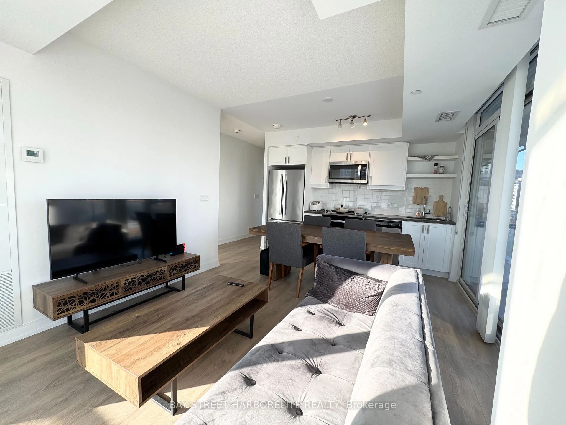 Photo 1 of Unit 908, 50 Wellesley Street E, Toronto, Church-Yonge Corridor — HOMEH