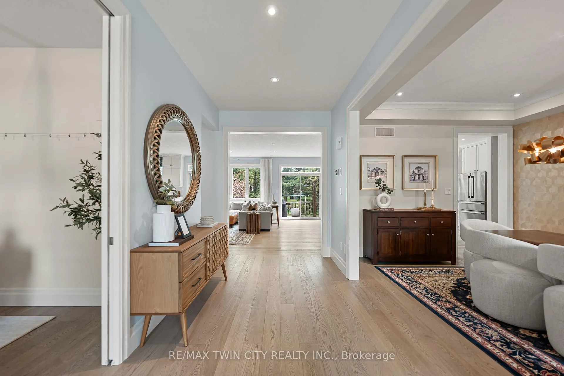 Photo 8 of 303 Castlefield Avenue, Waterloo — HOMEH