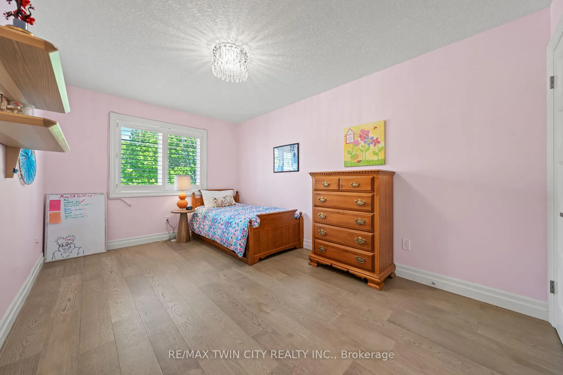 Photo 31 of 303 Castlefield Avenue, Waterloo — HOMEH