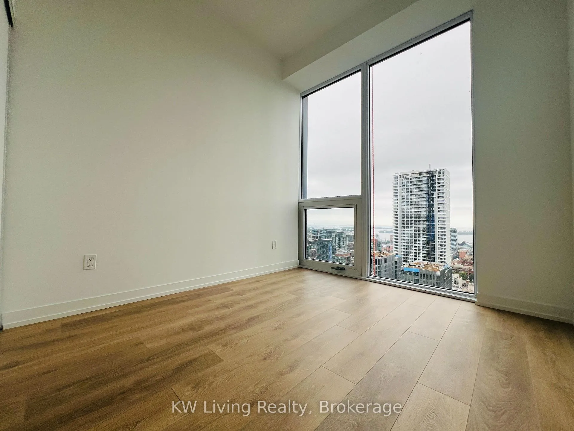 Photo 2 of Unit PH05, 82 Dalhousie Street, Toronto, Church-Yonge Corridor — HOMEH
