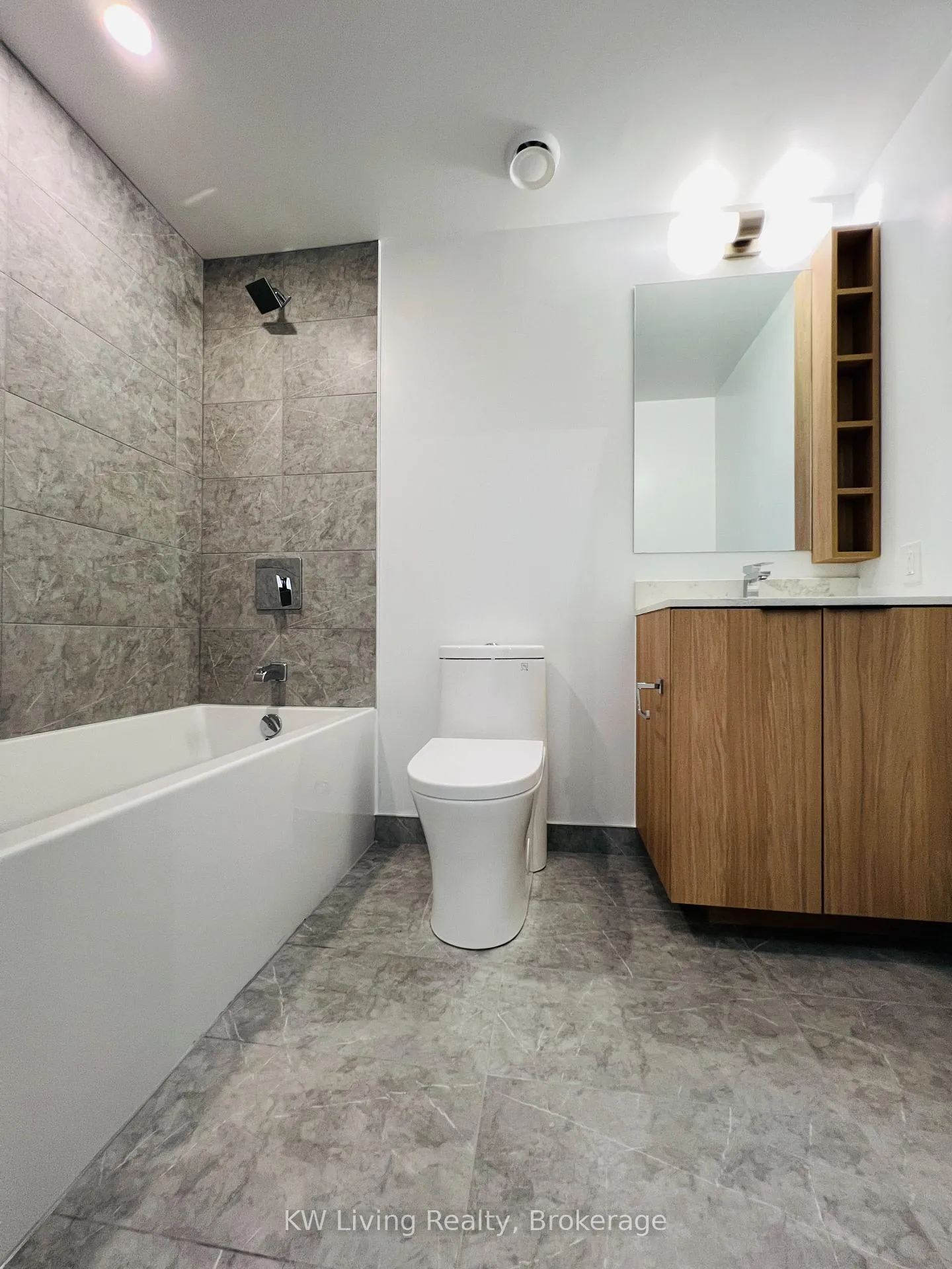 Photo 7 of Unit PH05, 82 Dalhousie Street, Toronto, Church-Yonge Corridor — HOMEH