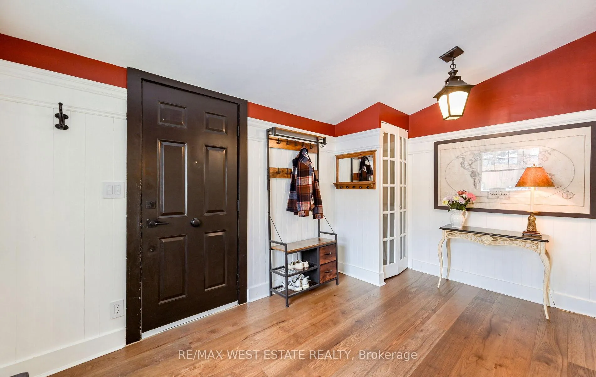Photo 35 of 122 King Street E, Caledon, Bolton East — HOMEH