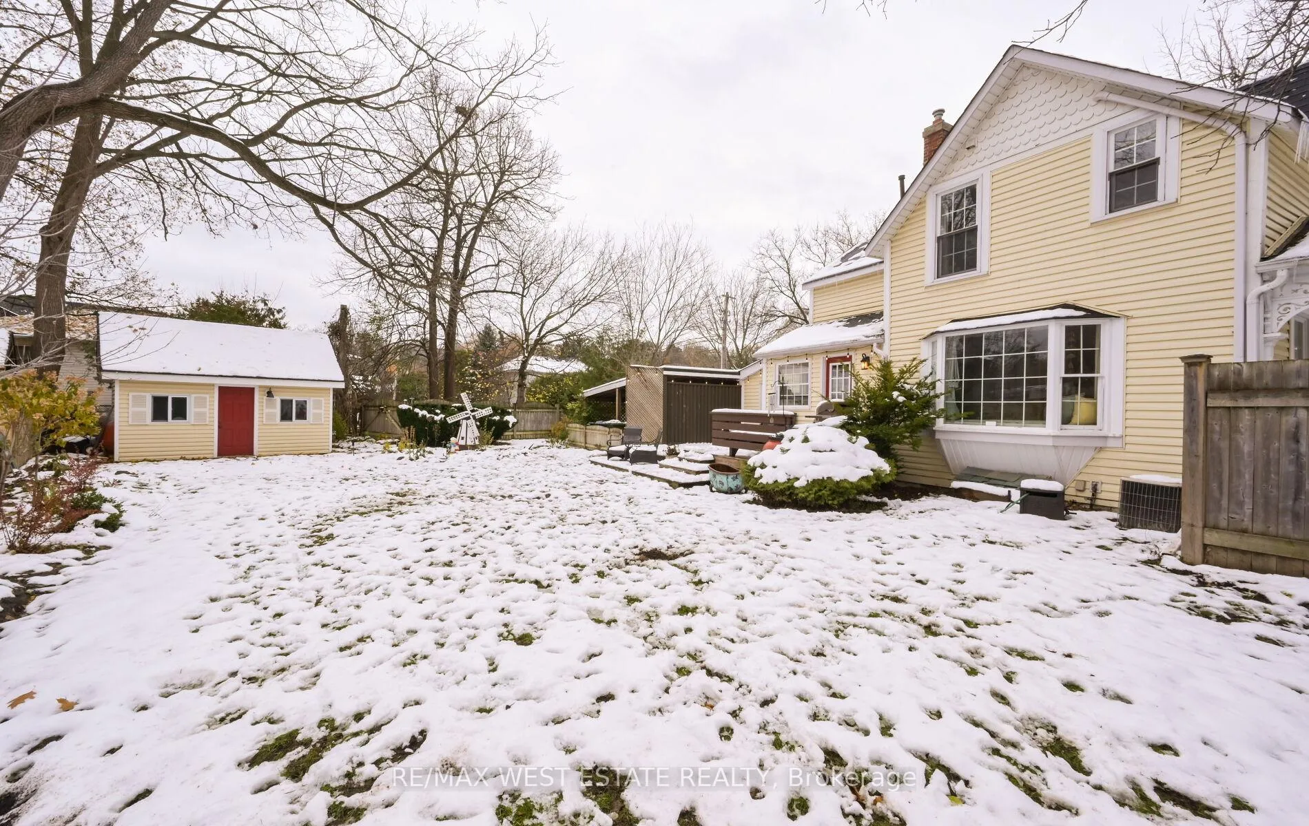 Photo 40 of 122 King Street E, Caledon, Bolton East — HOMEH