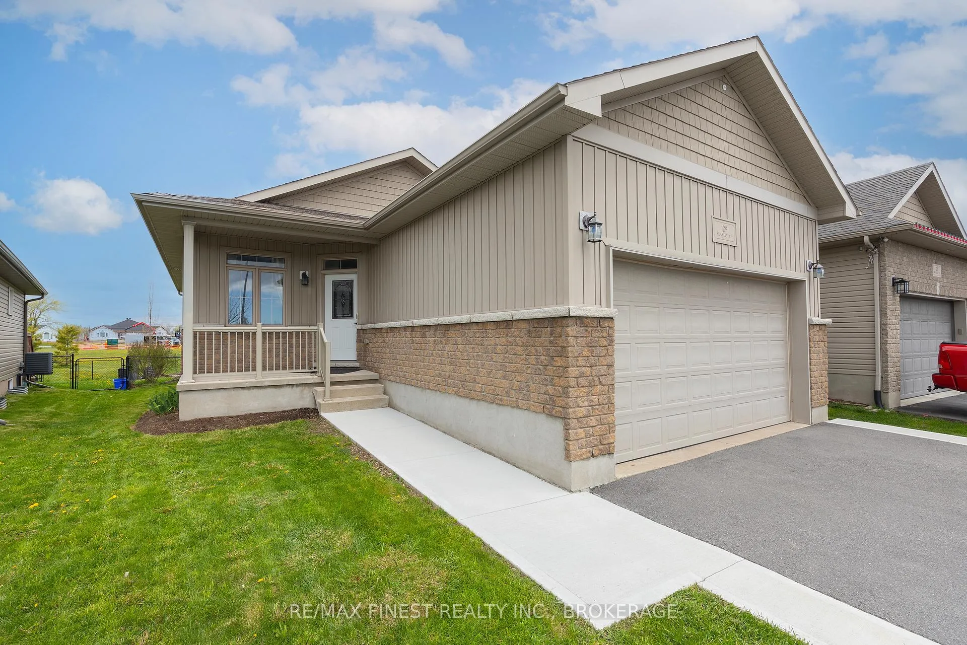 Photo 2 of 129 Blakely Street, Loyalist, Amherstview — HOMEH