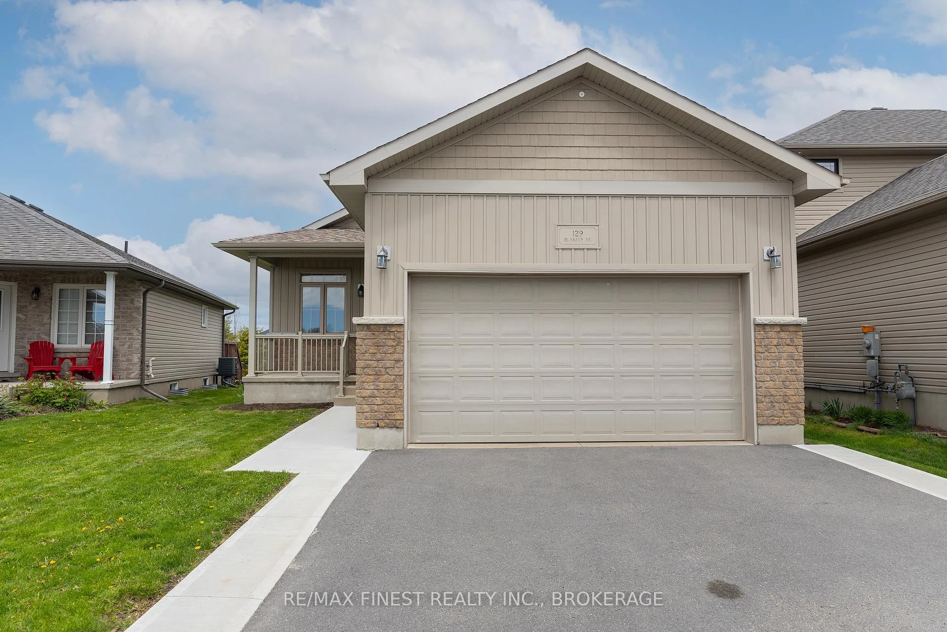 Photo 4 of 129 Blakely Street, Loyalist, Amherstview — HOMEH
