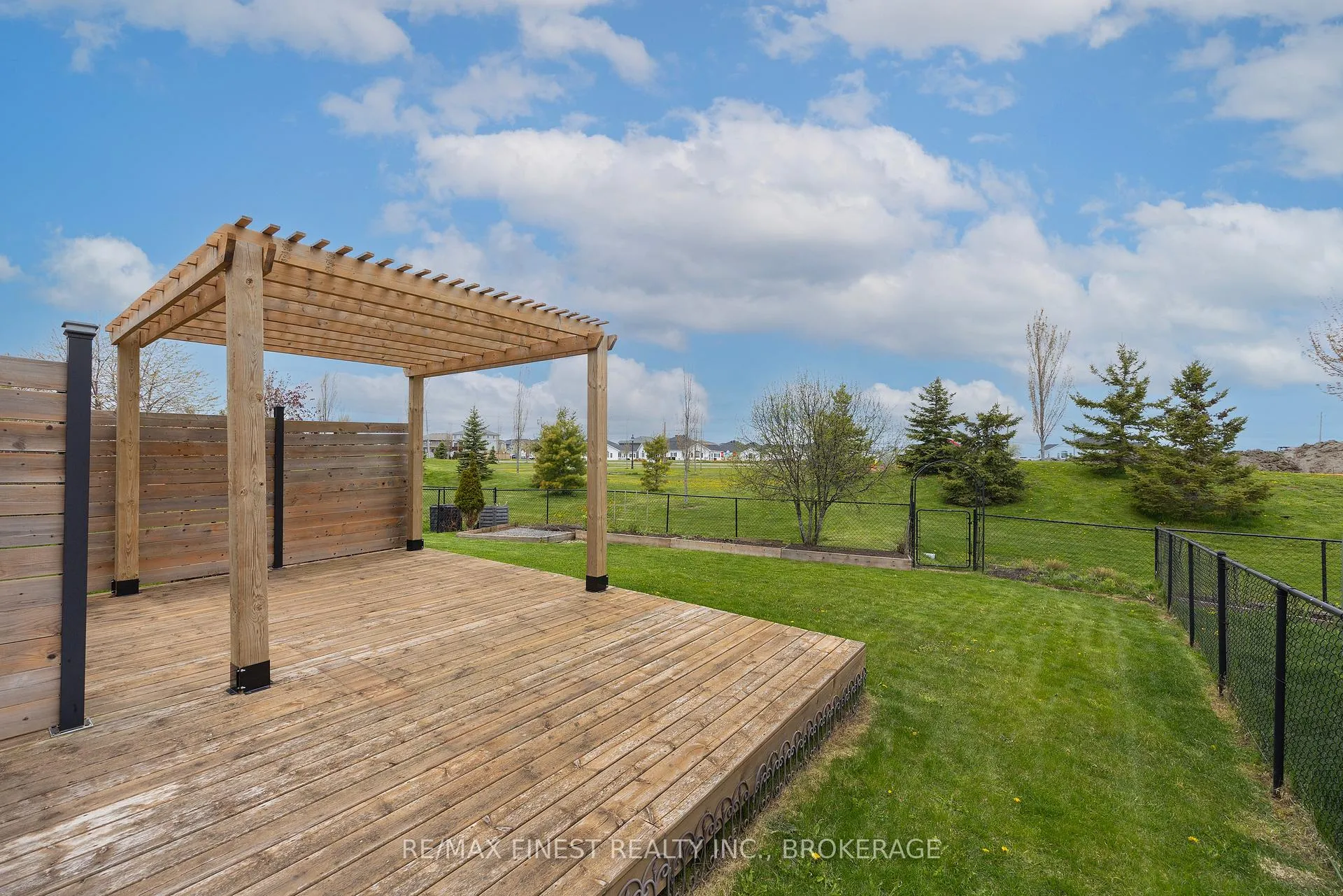 Photo 7 of 129 Blakely Street, Loyalist, Amherstview — HOMEH