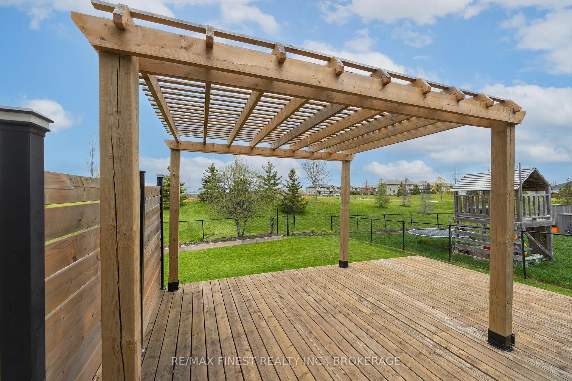 Photo 14 of 129 Blakely Street, Loyalist, Amherstview — HOMEH