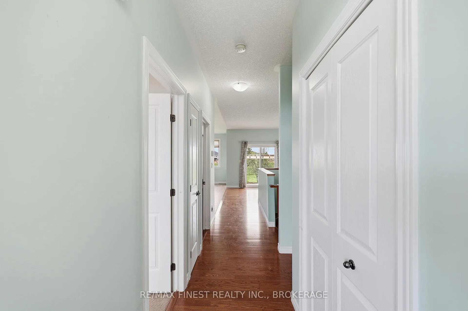 Photo 17 of 129 Blakely Street, Loyalist, Amherstview — HOMEH