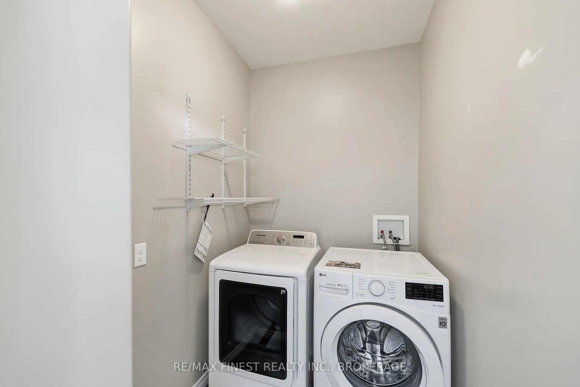 Photo 20 of 129 Blakely Street, Loyalist, Amherstview — HOMEH