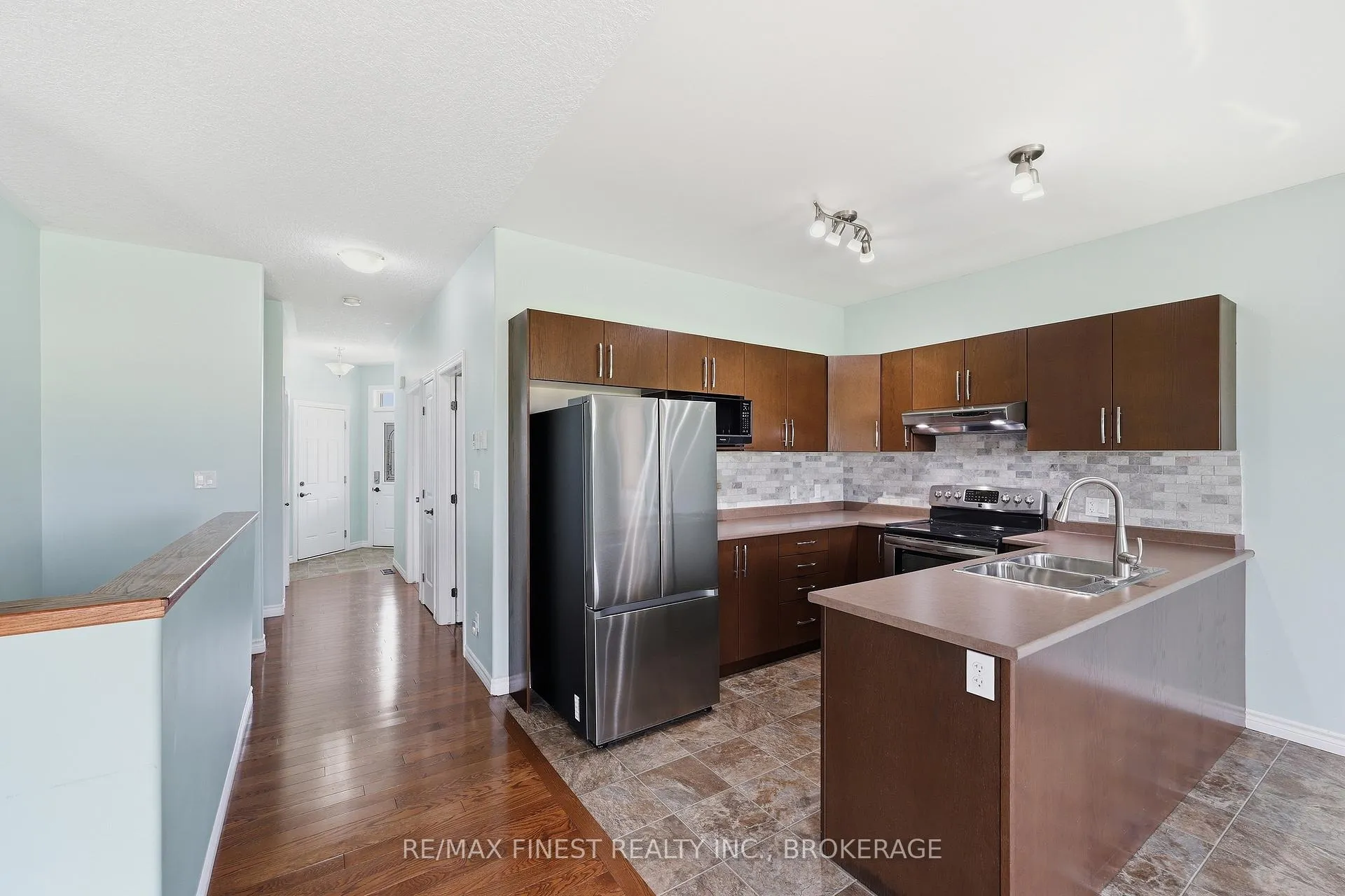 Photo 24 of 129 Blakely Street, Loyalist, Amherstview — HOMEH