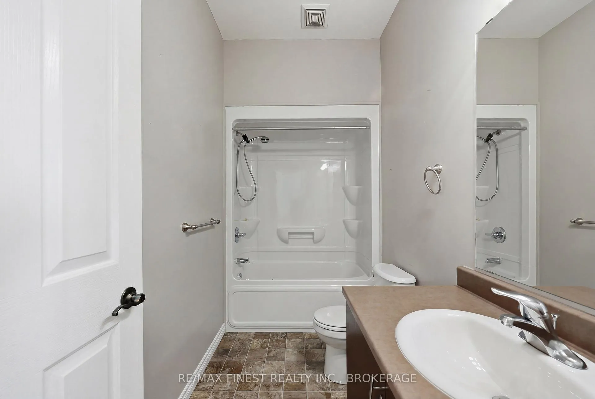 Photo 34 of 129 Blakely Street, Loyalist, Amherstview — HOMEH