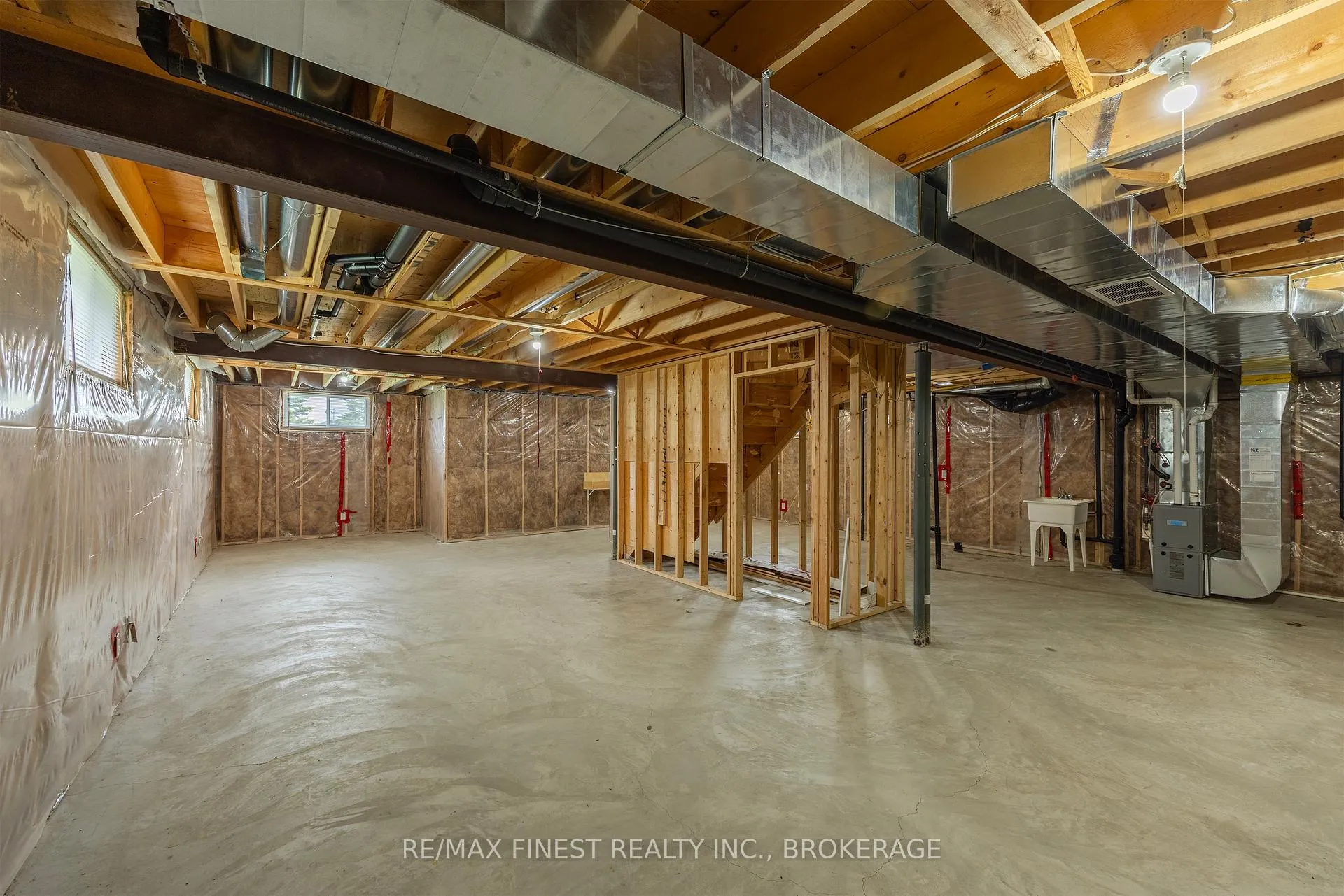 Photo 37 of 129 Blakely Street, Loyalist, Amherstview — HOMEH