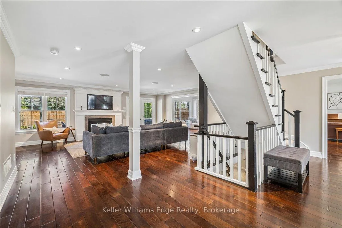 Photo 7 of 249 Camelot Drive, Burlington, Shoreacres — HOMEH