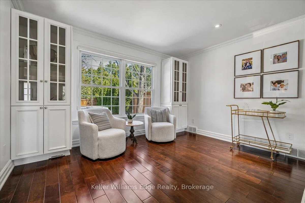 Photo 11 of 249 Camelot Drive, Burlington, Shoreacres — HOMEH