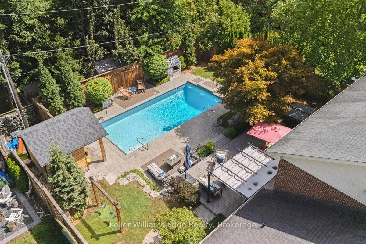 Photo 37 of 249 Camelot Drive, Burlington, Shoreacres — HOMEH