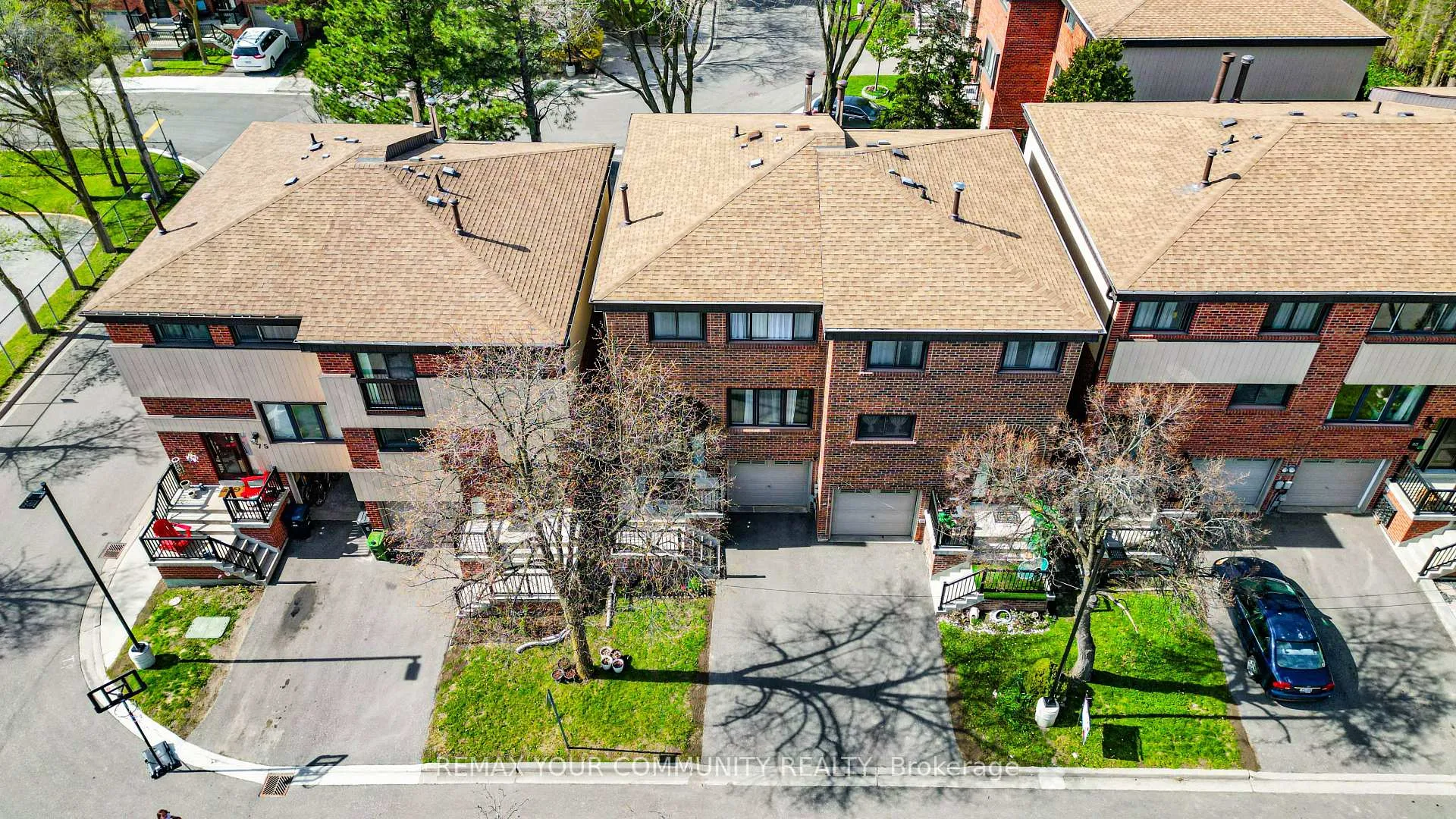 Photo 39 of 71 Maple Branch Path, Etobicoke, Kingsview Village-The Westway — HOMEH