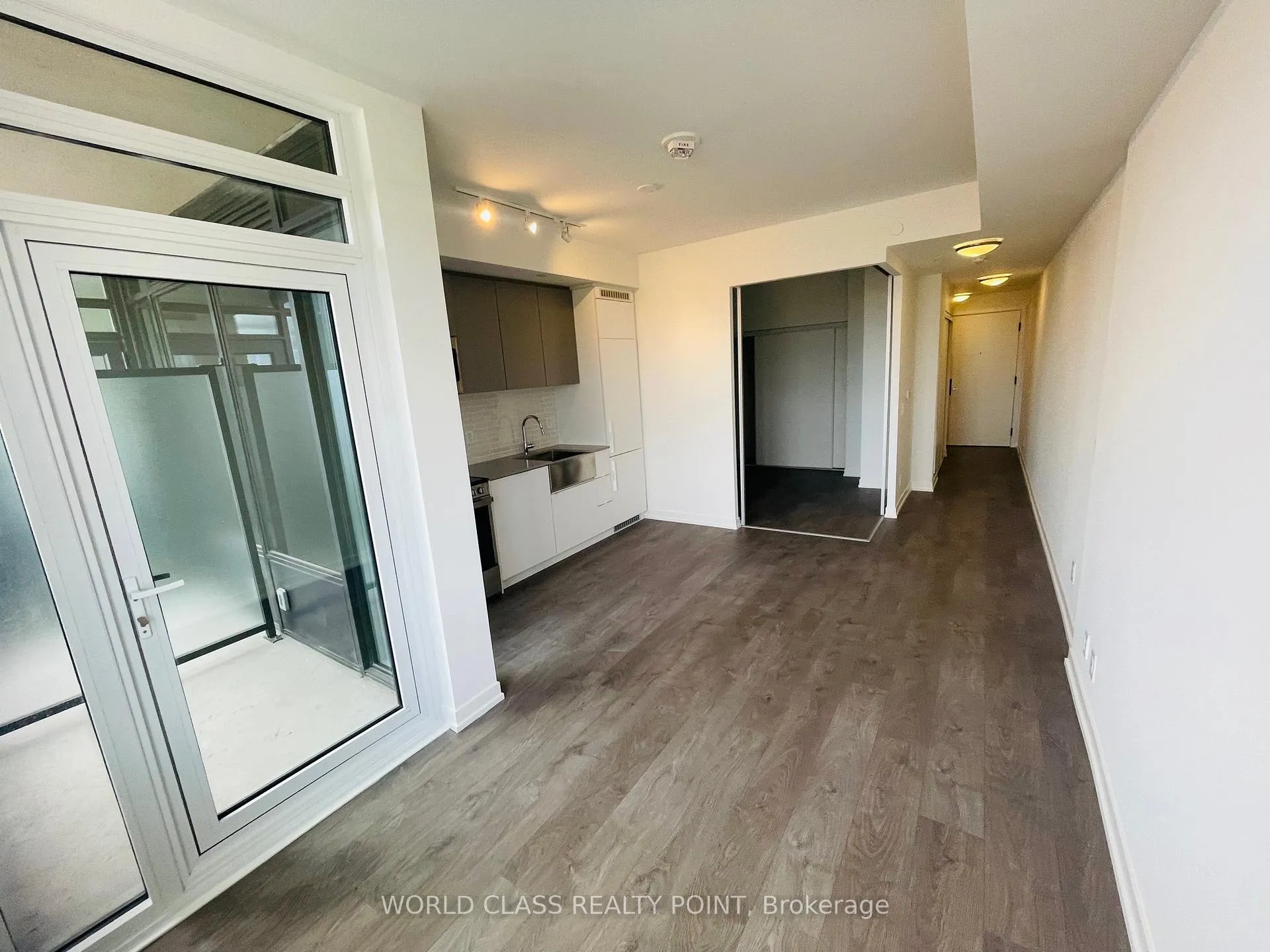 Photo 5 of Unit 720, 270 Dufferin Street, Toronto, South Parkdale — HOMEH