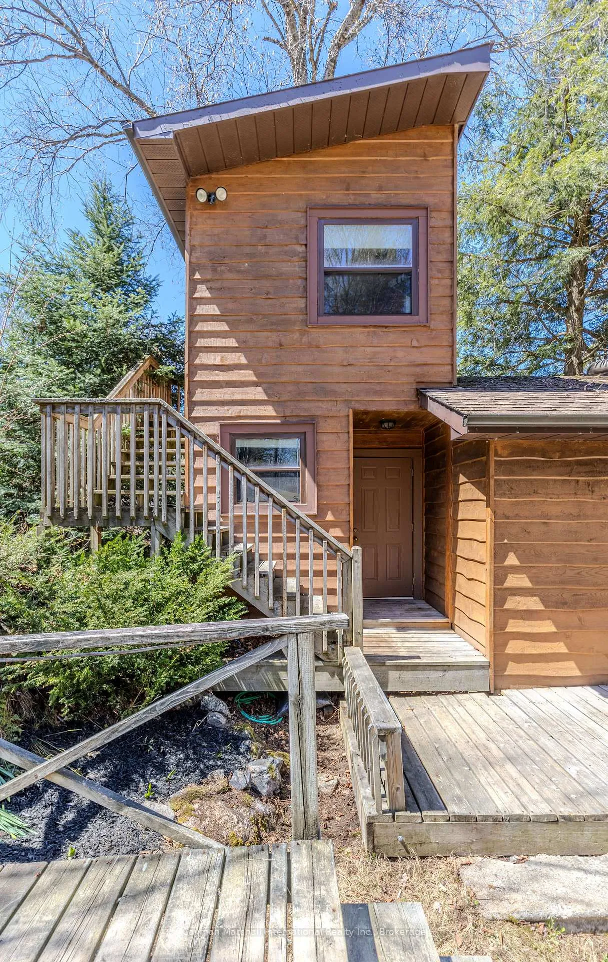 Photo 4 of 1065 Rainbow Lane, Bracebridge, Draper — HOMEH