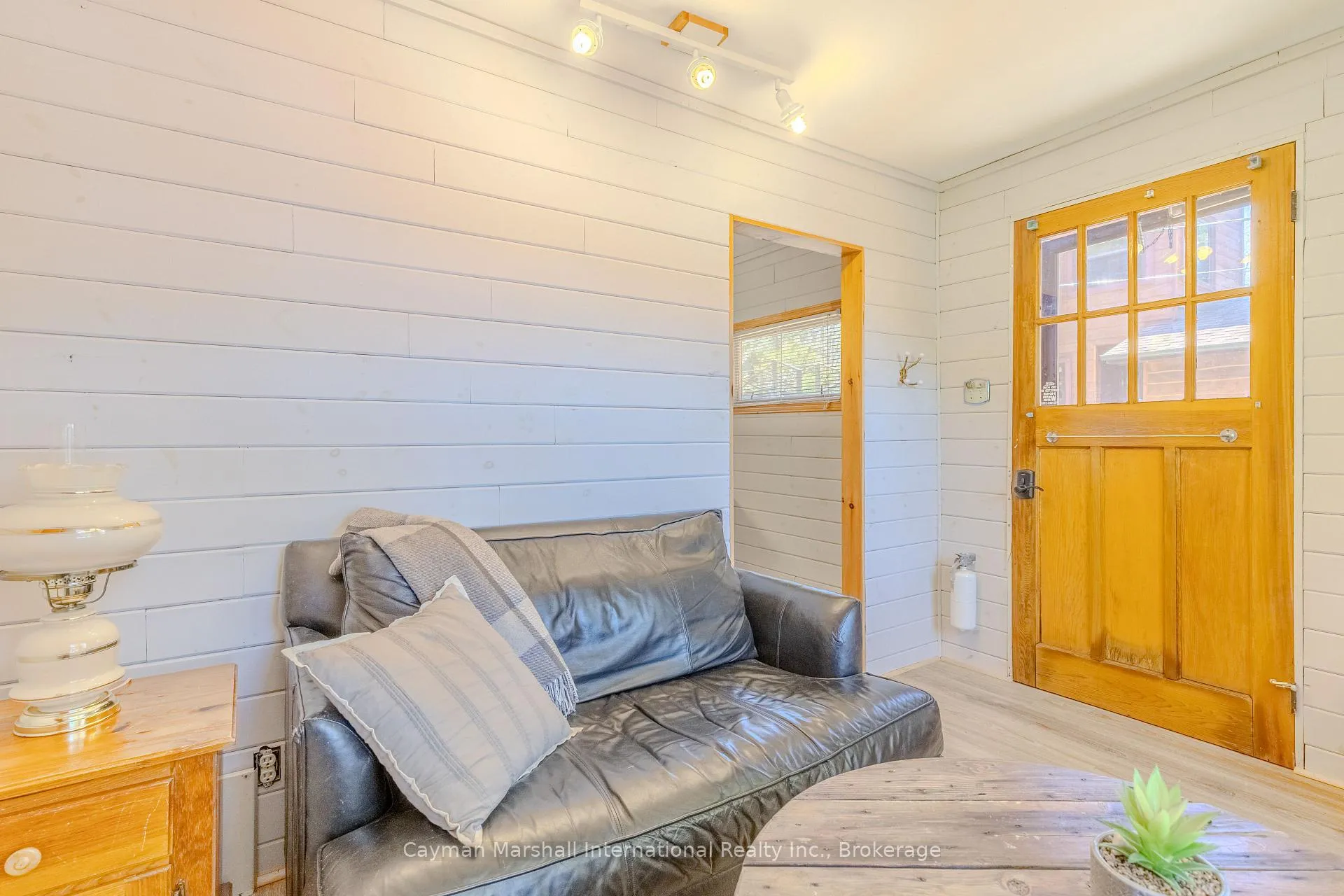 Photo 43 of 1065 Rainbow Lane, Bracebridge, Draper — HOMEH