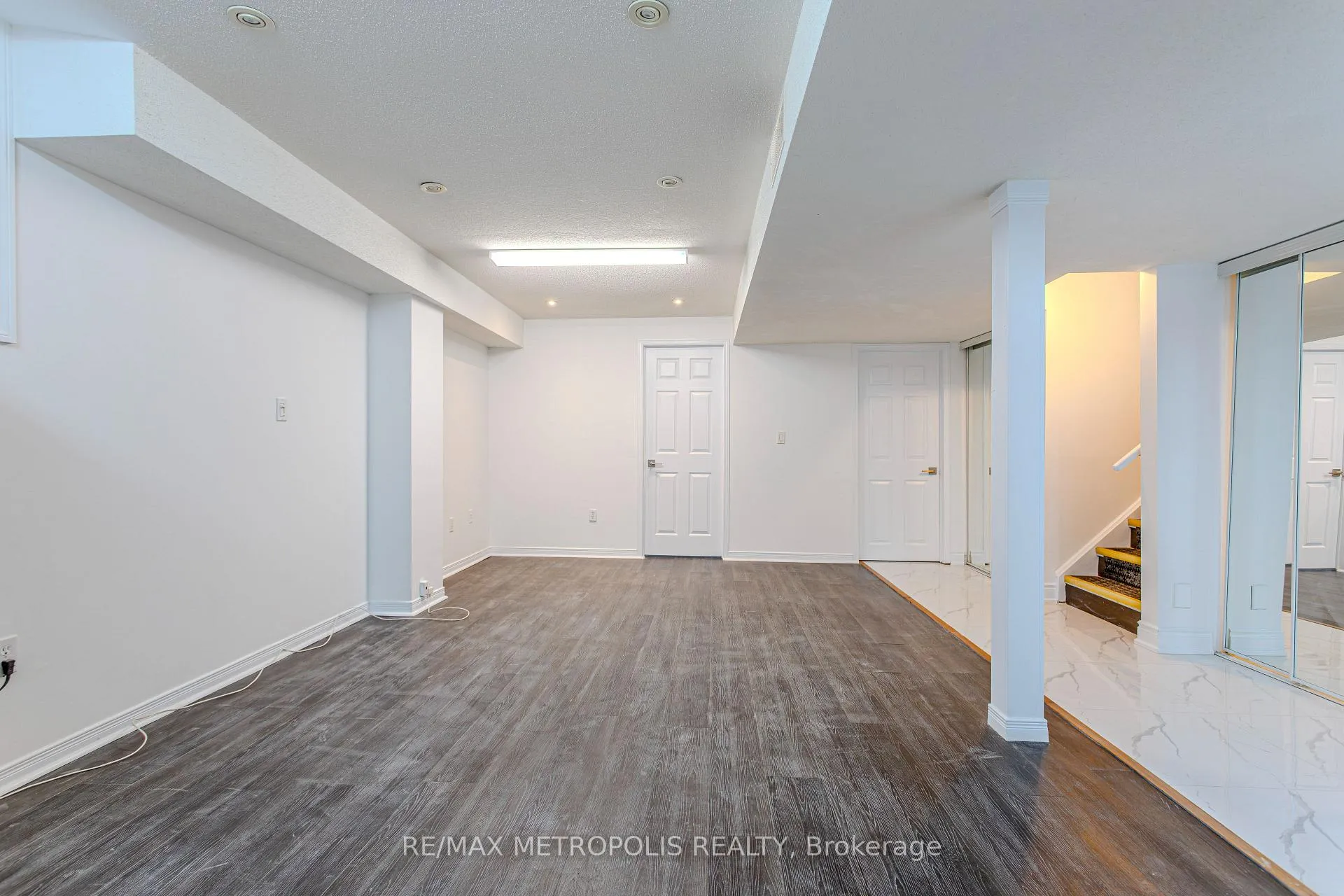 Photo 7 of Unit BSMT, 30 Summerlea Street, Markham, Middlefield — HOMEH