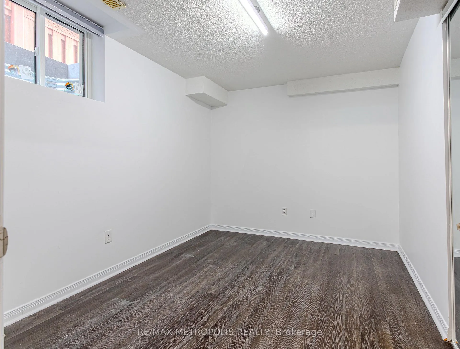 Photo 12 of Unit BSMT, 30 Summerlea Street, Markham, Middlefield — HOMEH