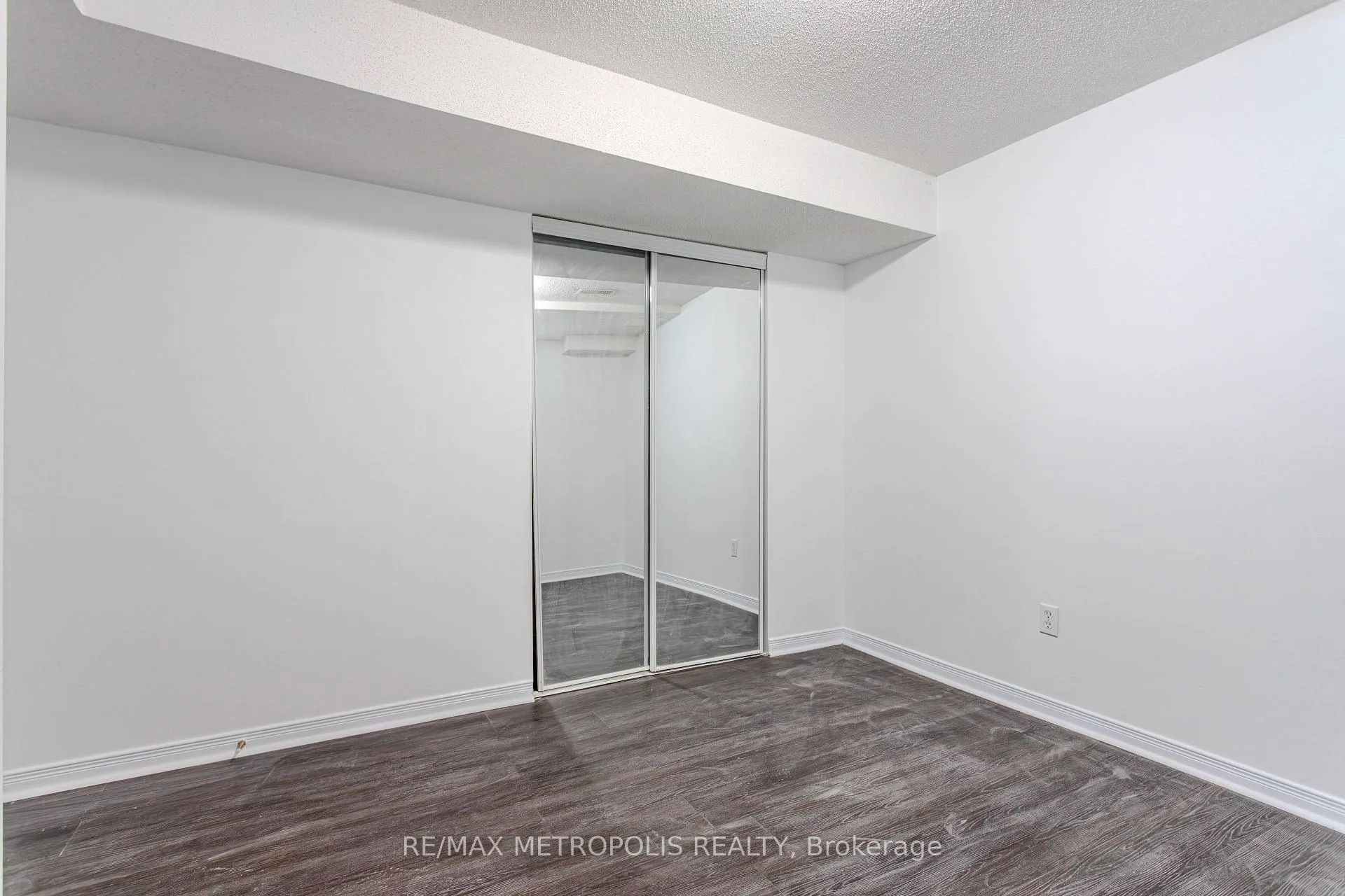 Photo 17 of Unit BSMT, 30 Summerlea Street, Markham, Middlefield — HOMEH