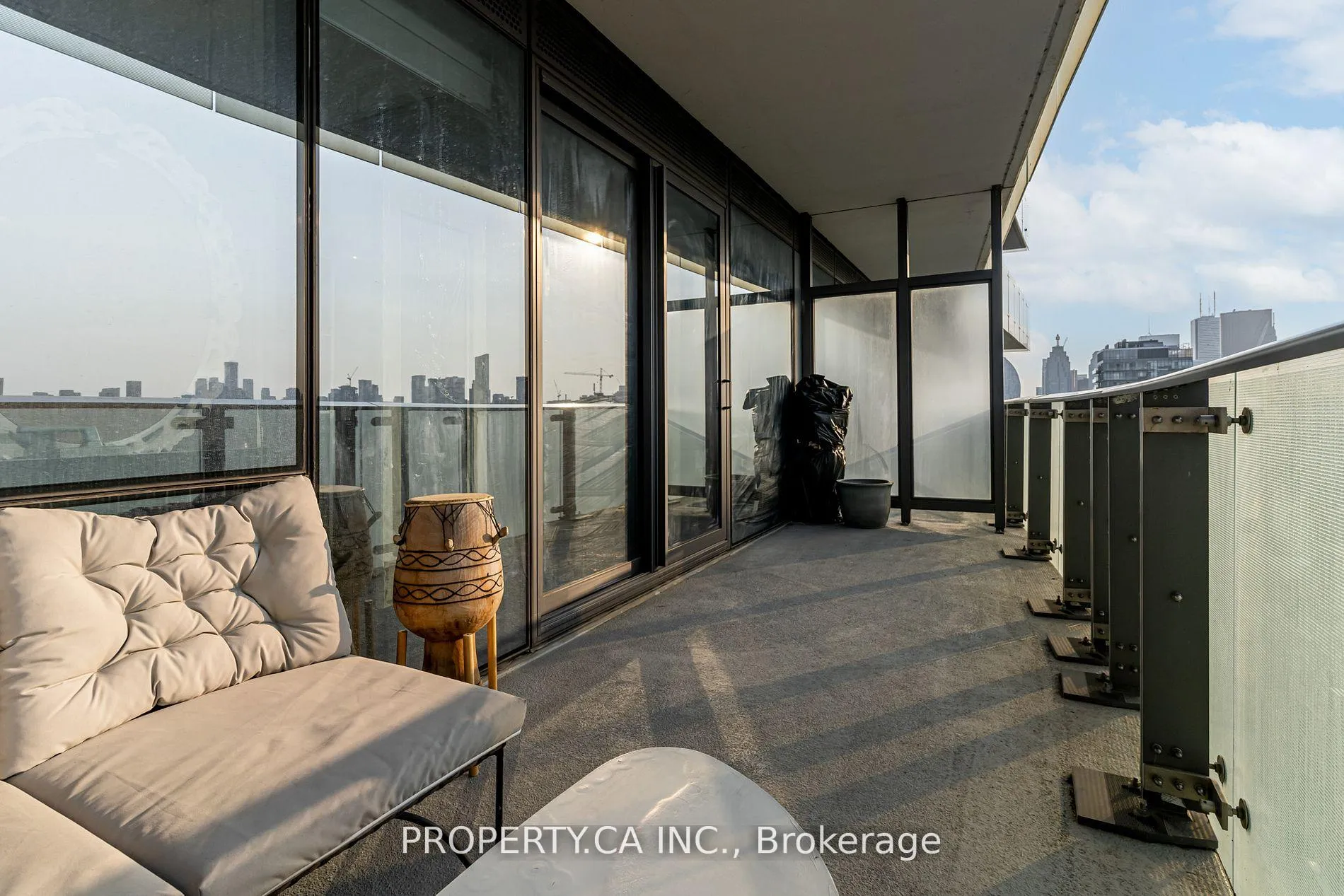 Photo 12 of Unit 2703, 390 Cherry Street, Toronto, Waterfront Communities — HOMEH