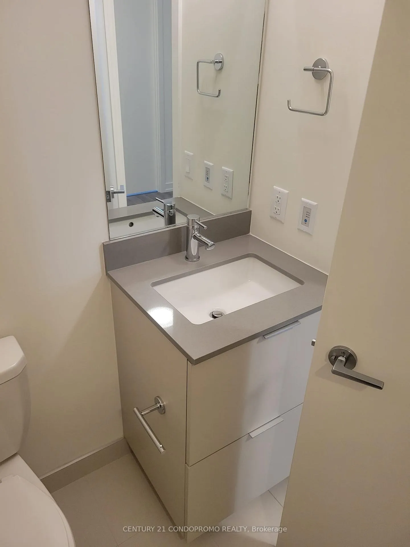 Photo 8 of Unit 3201, 89 Church Street, Toronto, Church-Yonge Corridor — HOMEH