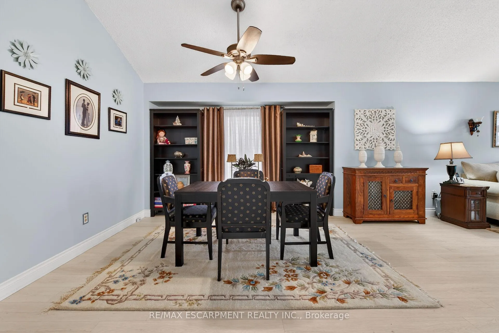 Photo 12 of 23 Juliebeth Drive, Hamilton, Falkirk — HOMEH