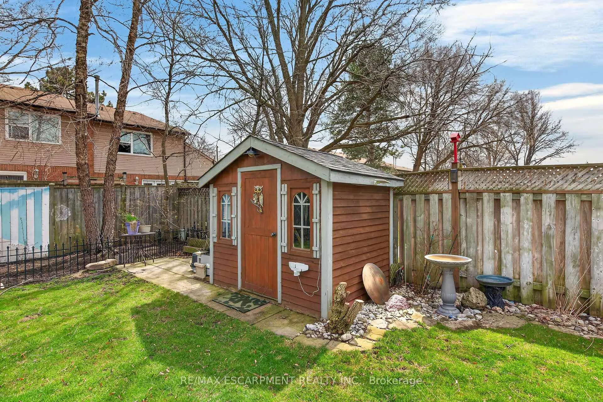 Photo 33 of 23 Juliebeth Drive, Hamilton, Falkirk — HOMEH