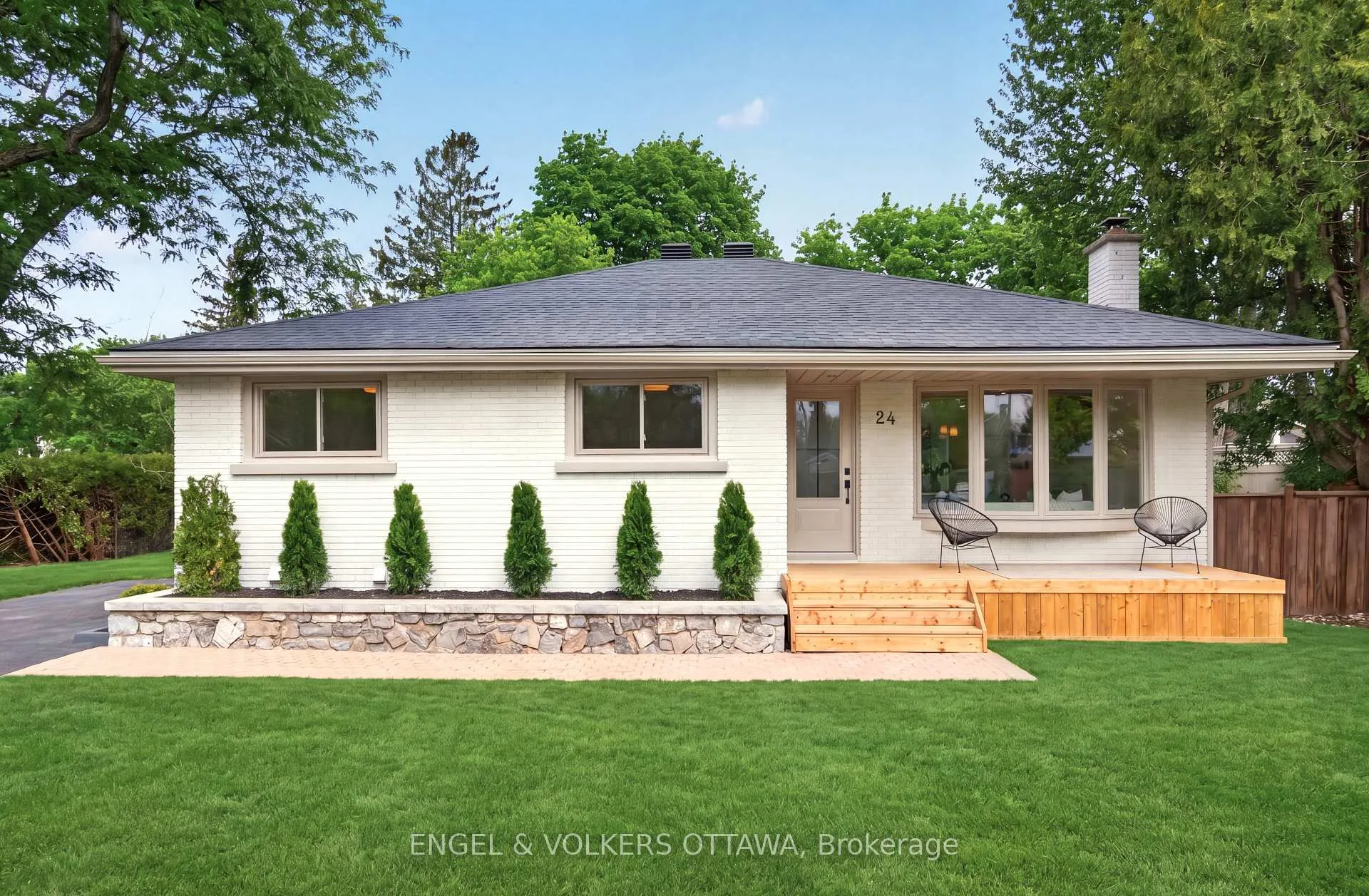 Photo 1 of 24 Roundhay Drive, Ottawa, Manordale — HOMEH