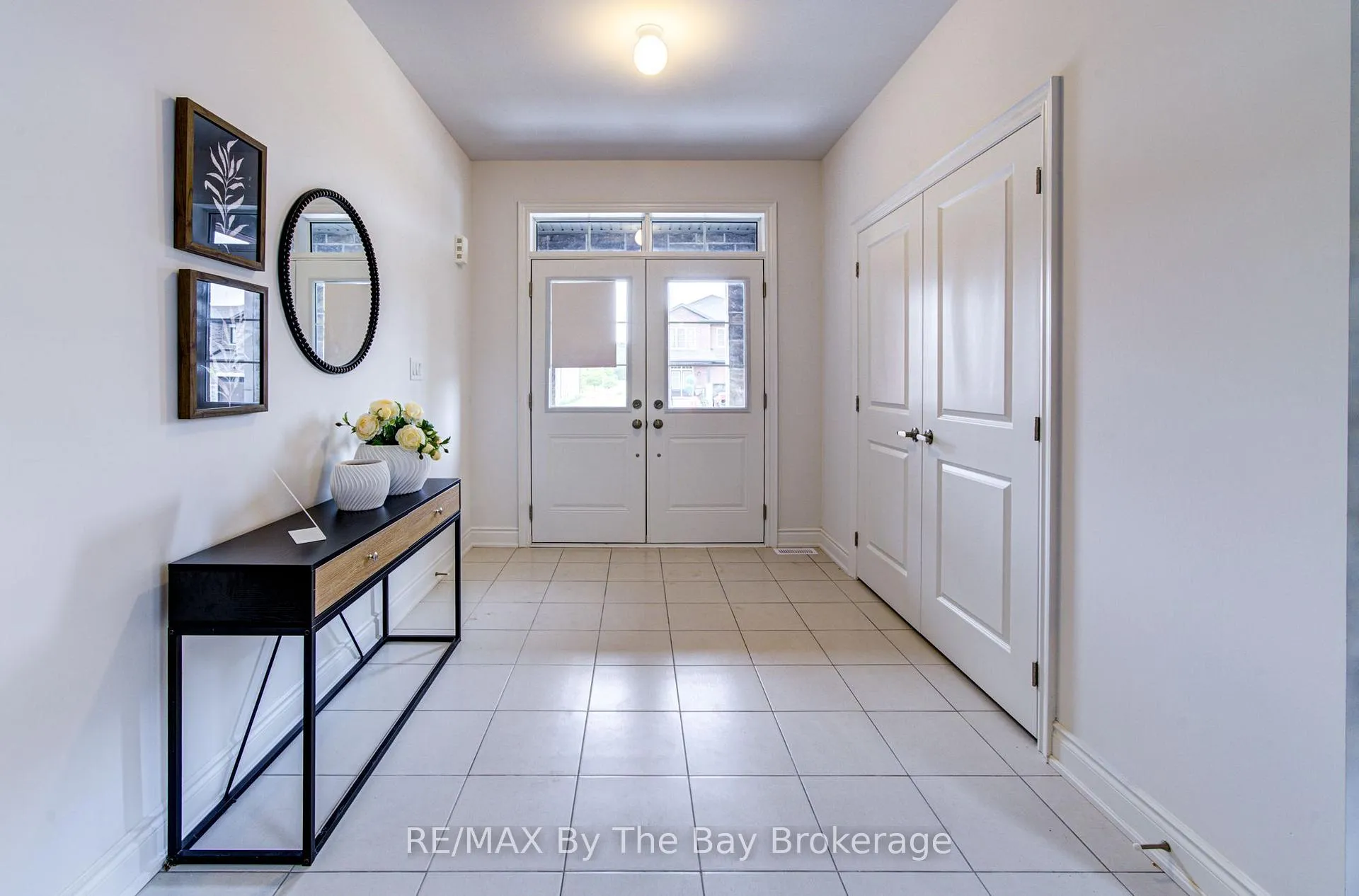 Photo 6 of 5 Misty Ridge Road, Wasaga Beach — HOMEH