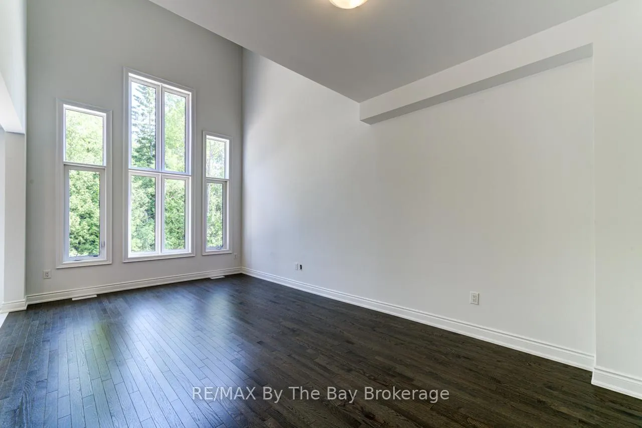 Photo 9 of 5 Misty Ridge Road, Wasaga Beach — HOMEH