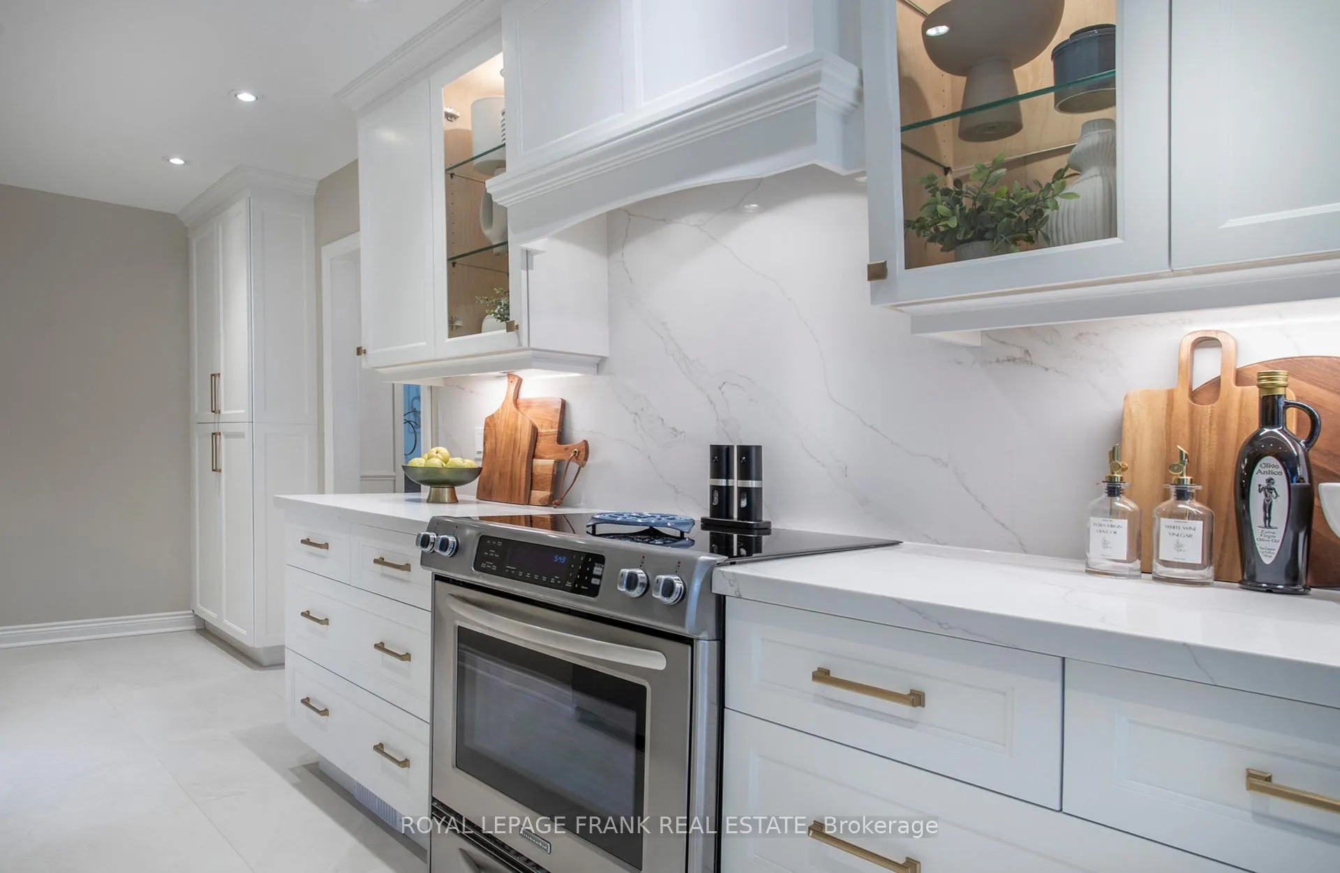 Photo 22 of 401 Fairview Drive, Whitby, Lynde Creek — HOMEH