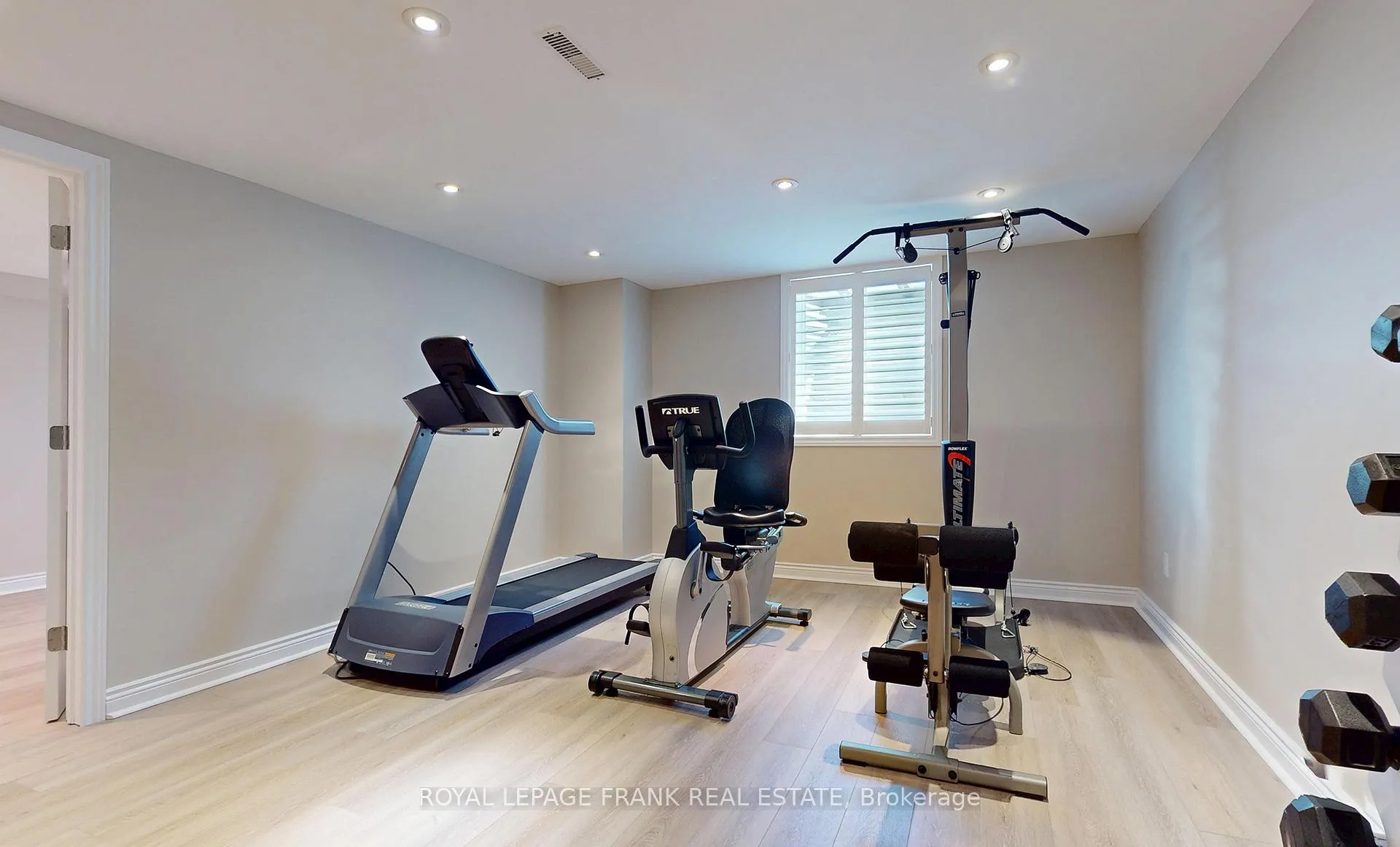 Photo 33 of 401 Fairview Drive, Whitby, Lynde Creek — HOMEH