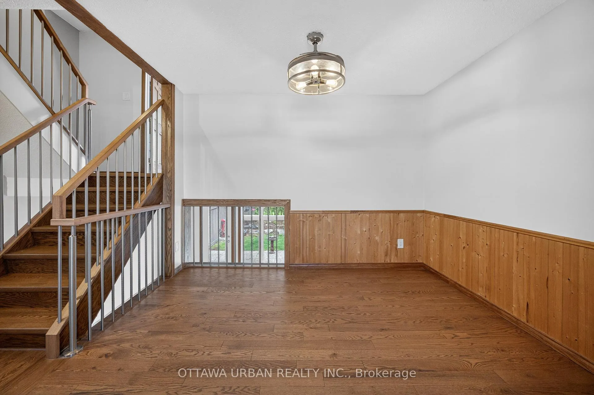 Photo 19 of 46 Reaney Court, Ottawa, Kanata - Beaverbrook — HOMEH