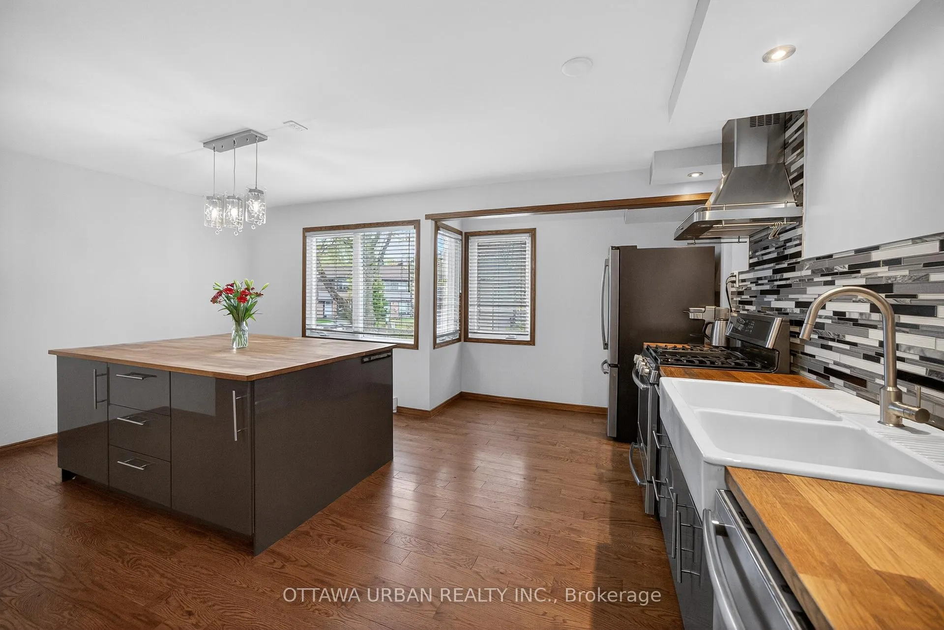 Photo 26 of 46 Reaney Court, Ottawa, Kanata - Beaverbrook — HOMEH