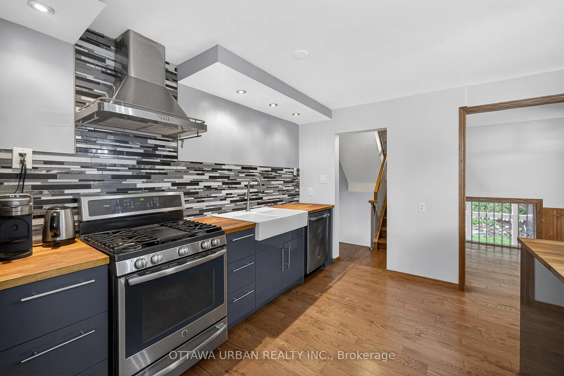 Photo 27 of 46 Reaney Court, Ottawa, Kanata - Beaverbrook — HOMEH