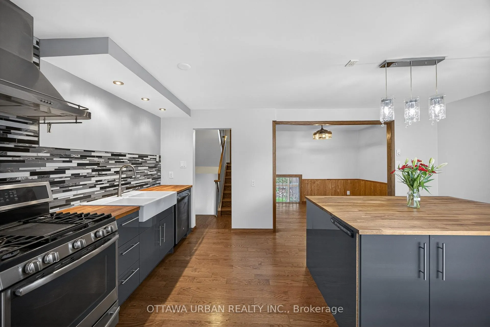 Photo 28 of 46 Reaney Court, Ottawa, Kanata - Beaverbrook — HOMEH