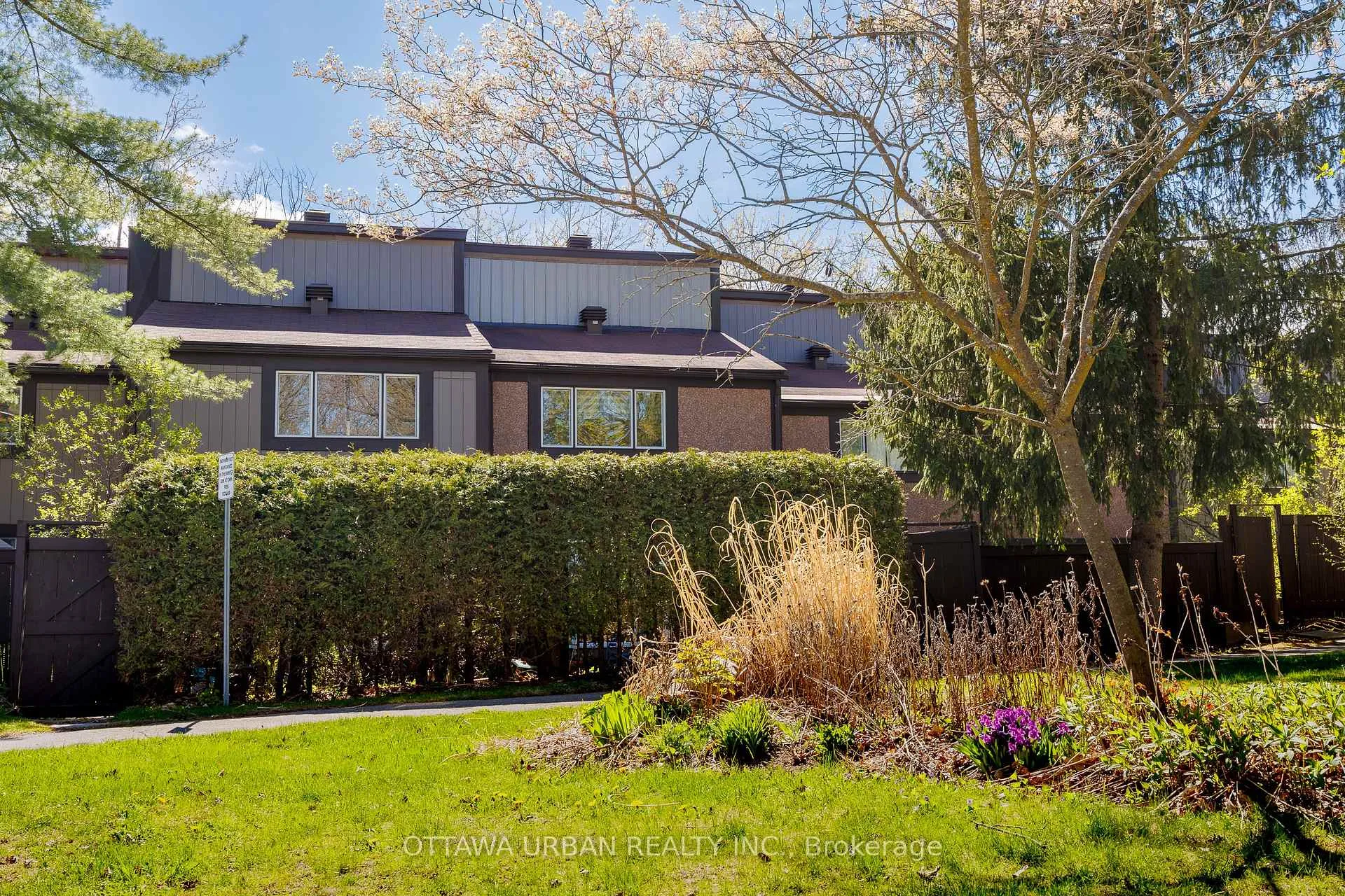 Photo 48 of 46 Reaney Court, Ottawa, Kanata - Beaverbrook — HOMEH