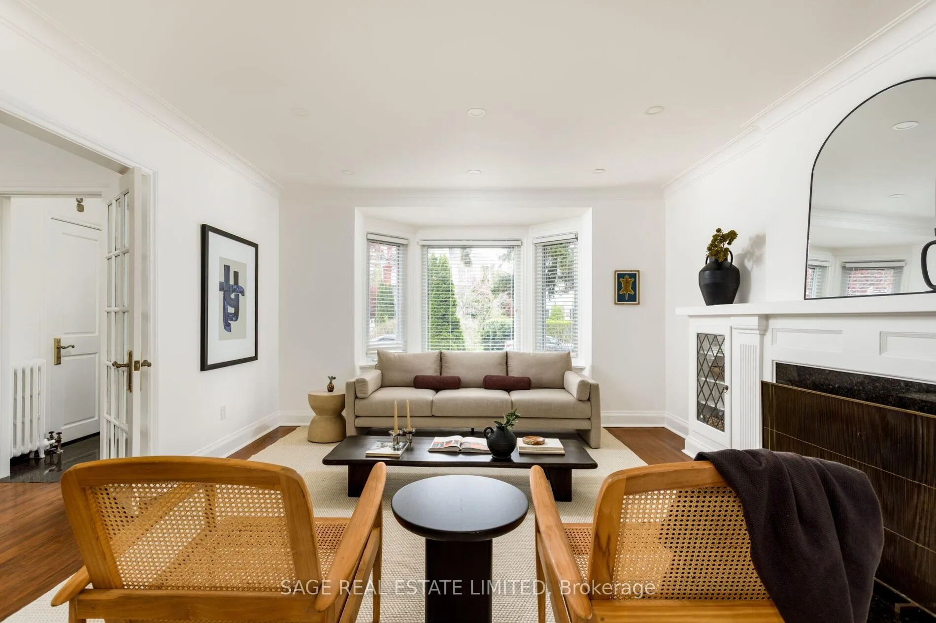 Photo 8 of 25 Cliveden Avenue, Etobicoke, Stonegate-Queensway — HOMEH