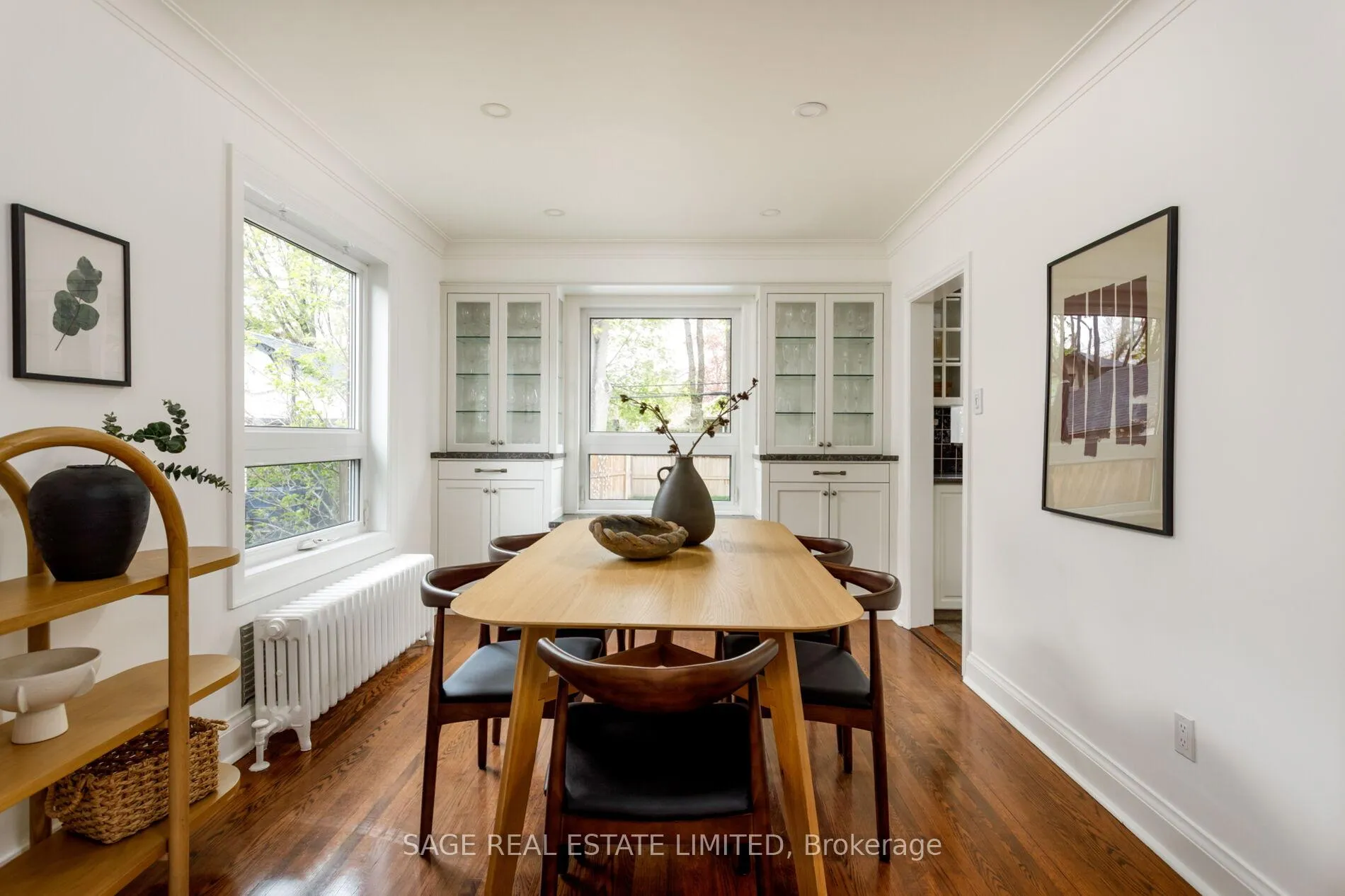 Photo 9 of 25 Cliveden Avenue, Etobicoke, Stonegate-Queensway — HOMEH