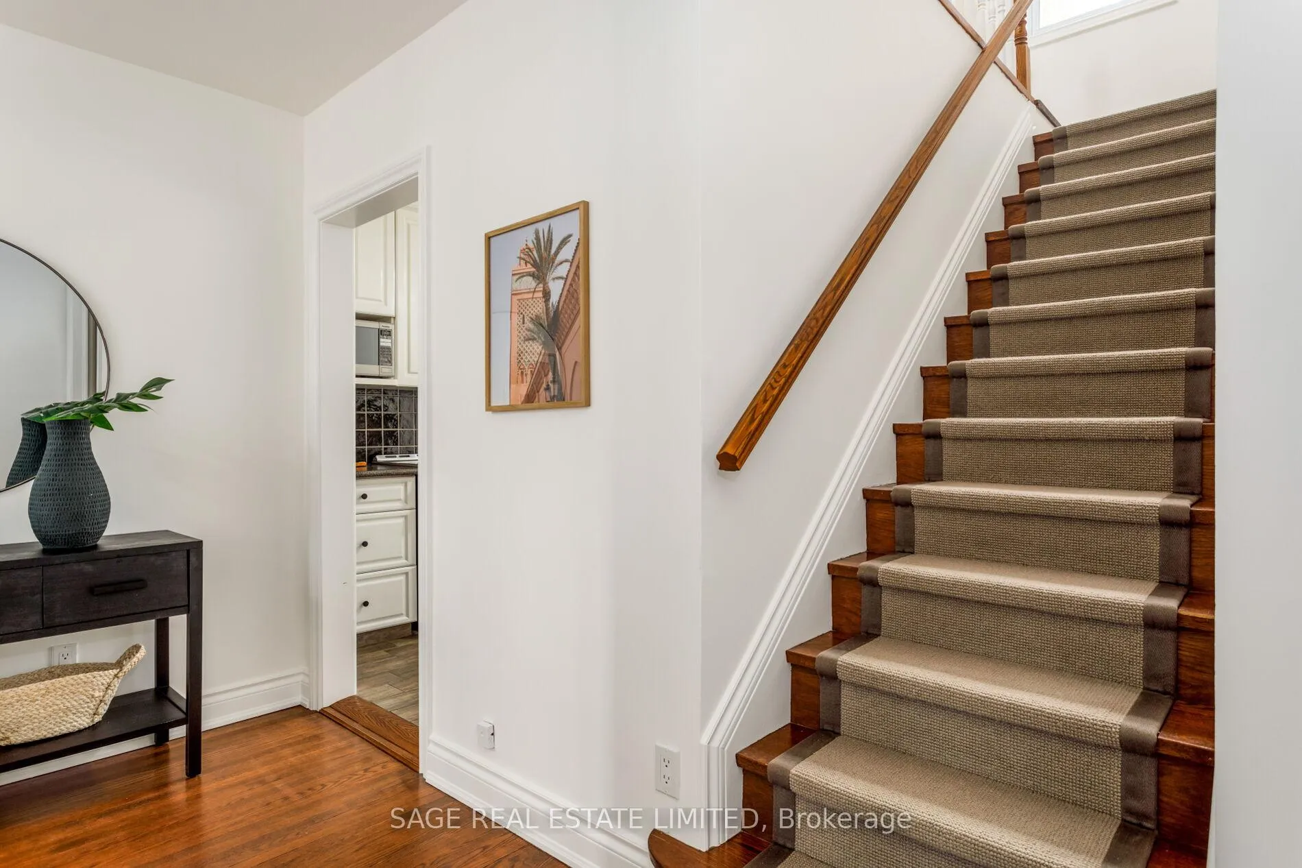 Photo 28 of 25 Cliveden Avenue, Etobicoke, Stonegate-Queensway — HOMEH