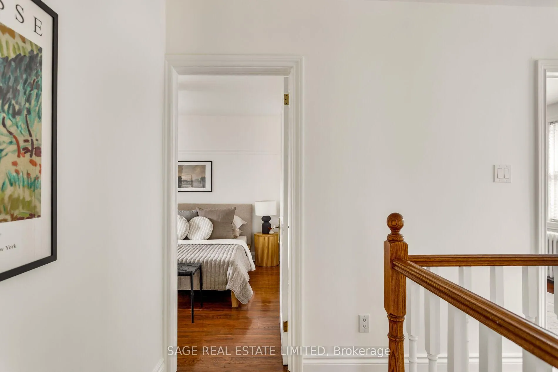 Photo 32 of 25 Cliveden Avenue, Etobicoke, Stonegate-Queensway — HOMEH