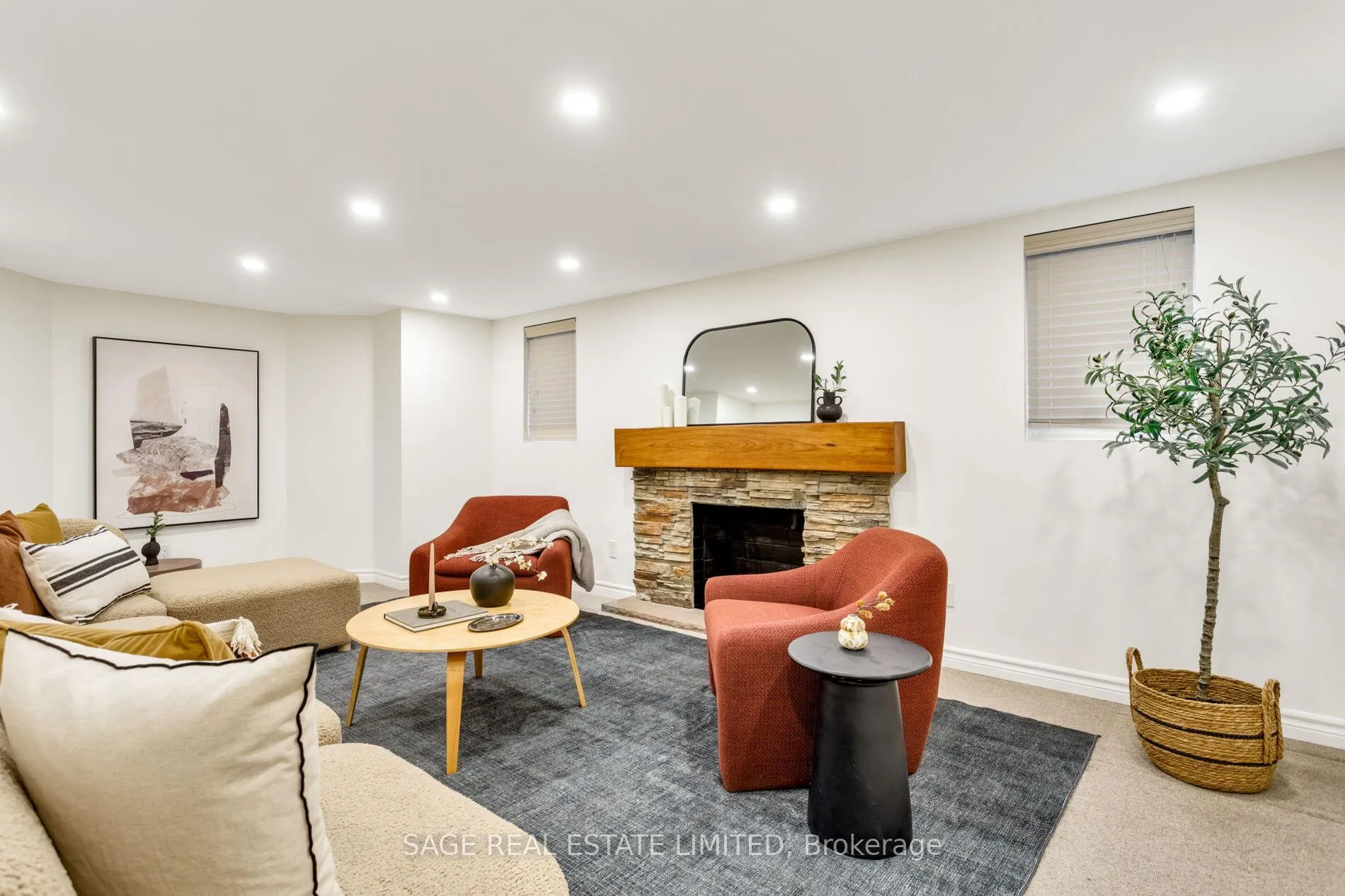 Photo 46 of 25 Cliveden Avenue, Etobicoke, Stonegate-Queensway — HOMEH
