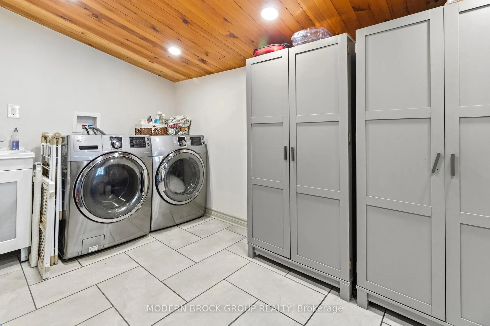 Photo 32 of 736 Cedar Park Lane S, Athens, R of Yonge & Escott Twp — HOMEH