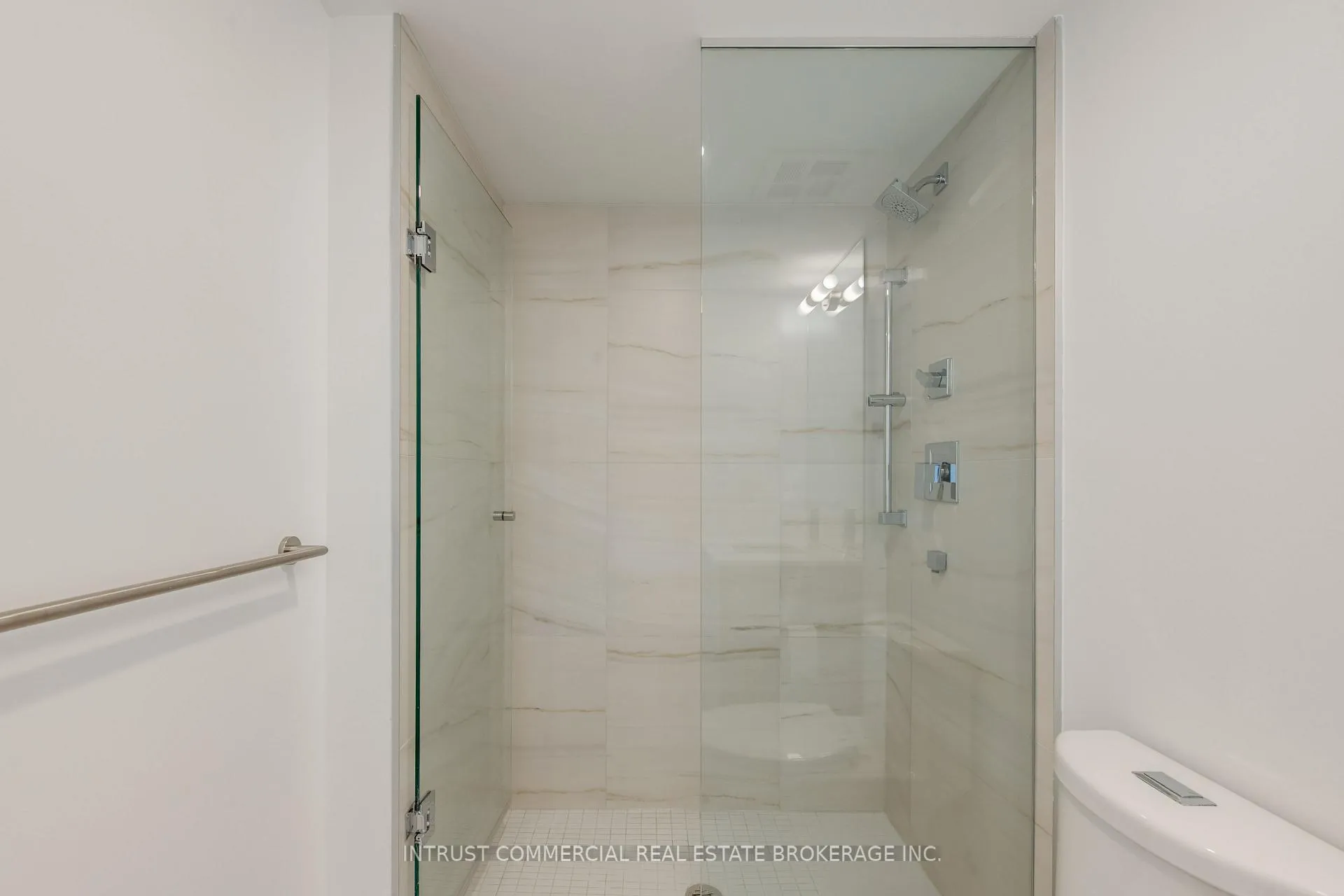 Photo 6 of Unit 1807, 47 Mutual Street, Toronto, Church-Yonge Corridor — HOMEH